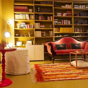 Luxury Bohemian With Private Garden In Apartment